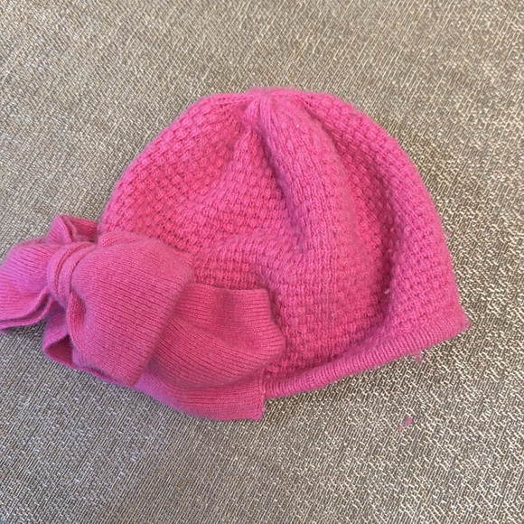 Girl’s hat - Picture 2 of 3